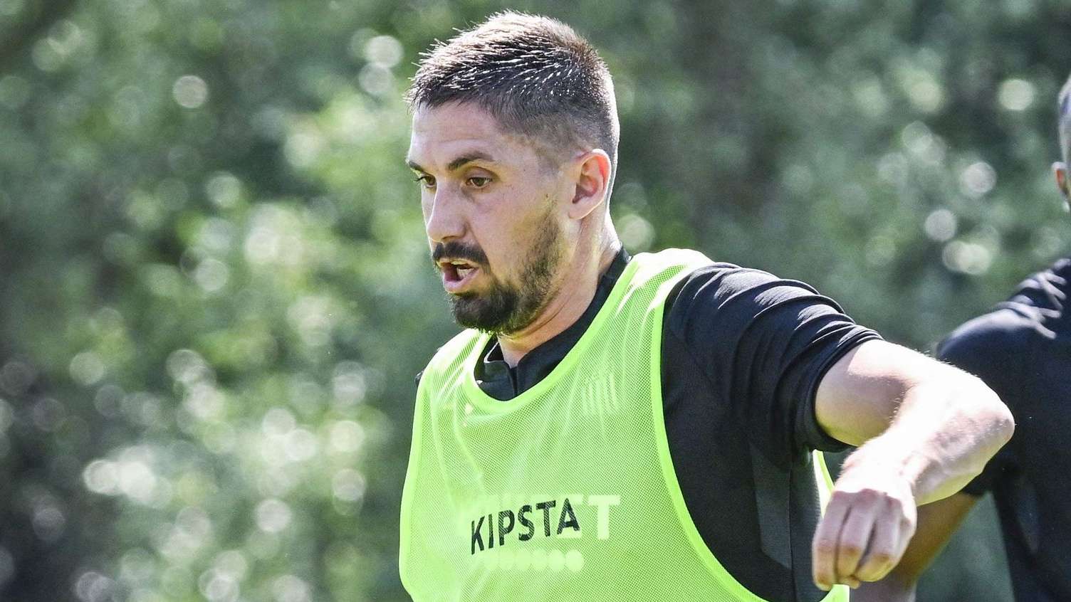 動員更高層 動員更高層