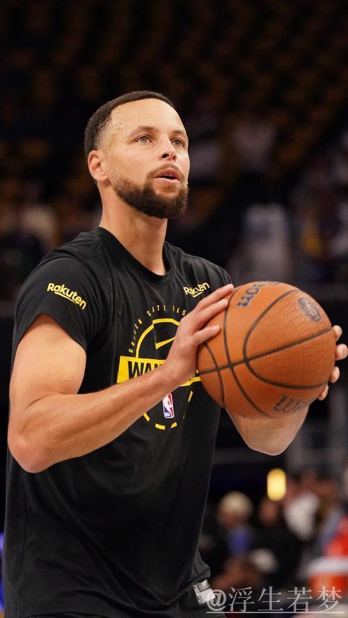 库里表现亮眼满分,勇士6人低迷不敌森林狼127-120 库里表现亮眼满分,勇士6人低迷不敌森林狼127-120