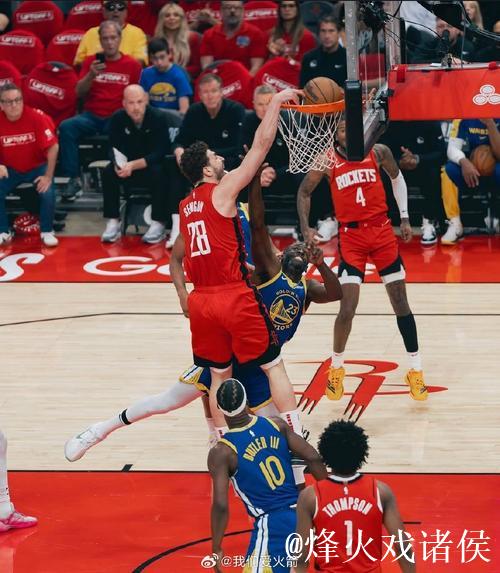 申京26+11力压库里19分 火箭险胜勇士挺进杯赛四强 申京26+11力压库里19分 火箭险胜勇士挺进杯赛四强